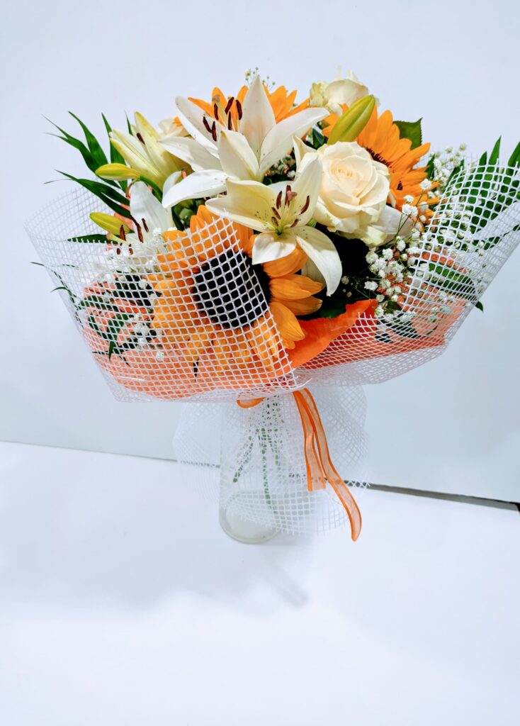 Μπουκέτο με ηλίανθους, τριαντάφυλλα και λίλιουμ Γενέθλια - Γιορτή - Επέτειος - Κοινωνικές εκδηλώσεις Ανθοπωλείο Test