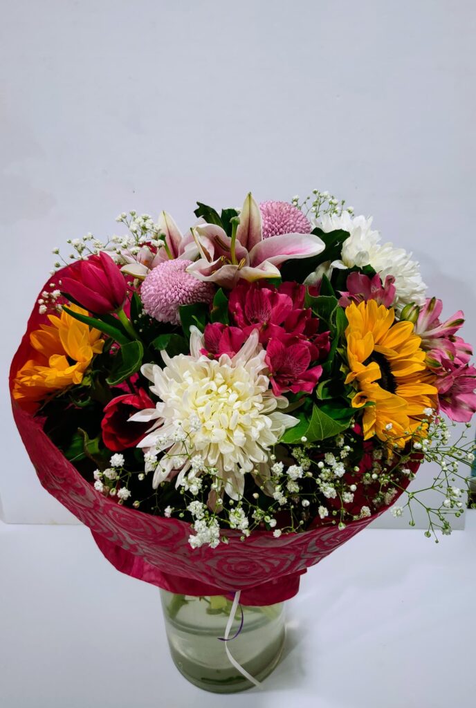 Μπουκέτο σε πανδαισία χρωμάτων